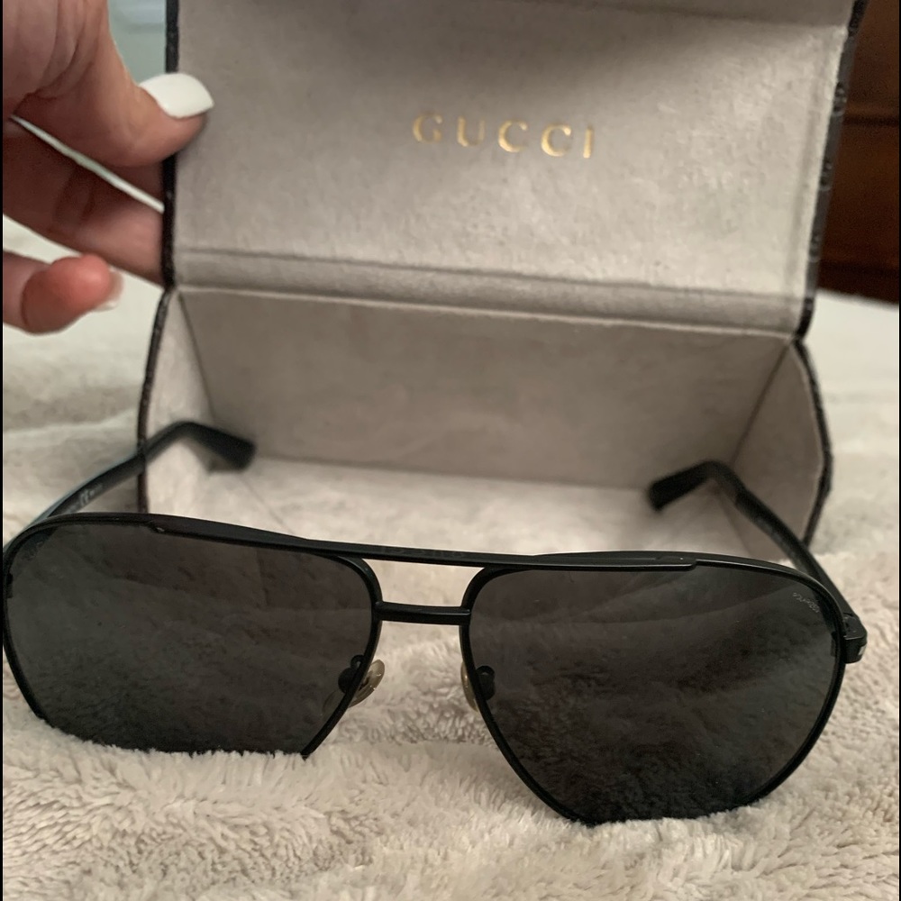 Gucci sunglasses perfect condition